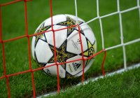 Fussball CHL&Acirc;&nbsp; Saison 12/13:  Adidas CHL Ball im Netz