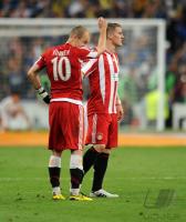 Fussball Champions League Finale:  ENTTAEUSCHUNG Arjen Robben, Bastian Schweinsteiger (v. li., FCB)