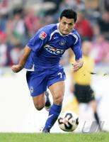 Fussball 1. Bundesliga: Berlin, BASTUERK Einzelaktion am Ball