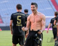Fussball 1. Bundesliga Saison 20/21: FC Bayern Muenchen - FC Augsburg