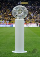 Fussball 1. Bundesliga : DIE MEISTERSCHALE