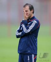 3. Fussball Bundesliga :   Trainer Mehmet Scholl  (FC Bayern II)