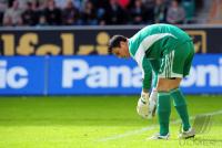 FUSSBALL, 1. BUNDESLIGA, 29. Spieltag: Wolfsburg, BENAGLIO