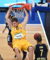Basketball 1. Bundesliga 14/15 Hauptrunde: Walter Tigers Tuebingen - Alba Berlin