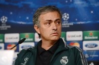 FUSSBALL INTERNATIONAL  CHL ACHTELFINALE 12/13: Trainer Jose Mourinho (Real Madrid)