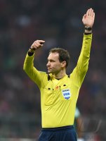 Fussball 1. Bundesliga Saison 14/15: FC Bayern Muenchen - FC Schalke 04