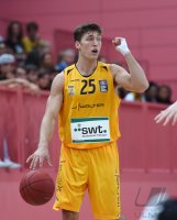 Basketball 1. Bundesliga 15/16 Testspiel:  Walter Tigers Tuebingen - ratiopharm Ulm