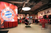 Fussball 1. Bundesliga : FCB Megastore in der Allianz Arena
