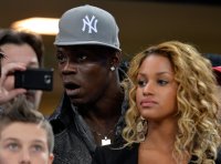 FUSSBALL INTERNATIONAL CHL ACHTELFINALE 12/13: AC Mailand - FC Barcelona