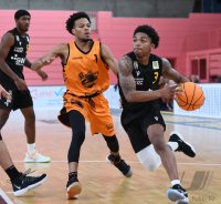 Basketball 2. Bundesliga  20/21 Testspiel: Tigers Tuebingen - wiha Panthers Schwenningen