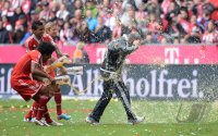 Fussball 1. Bundesliga  Saison  2012/2013:  Deutscher Meister 12/13 FC Bayern Muenchen