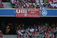 Fussball International Audi Cup 2013: Plakat Praesident Uli Hoeness (FC Bayern Muenchen)