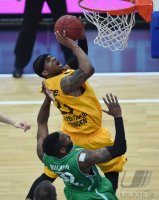 Basketball 1. Bundesliga 14/15 Hauptrunde:  Walter Tigers Tuebingen - TBB Trier