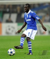 Fussball CHL  Saison 2010/2011: Hans Sarpei (FC Schalke 04)