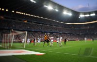 Fussball International Audi Cup 2011: Uebersicht der Allianz Arena im Flutlicht