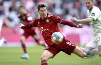 Fussball 1. Bundesliga Saison 21/22: FC Bayern Muenchen - SpVgg Greuther Fuerth