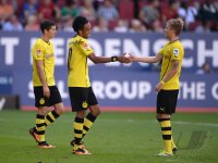 Fussball  1. Bundesliga  13/14: JUBEL Pierre-Emerick Aubameyang (Borussia Dortmund)