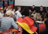 WM Talk mit Weltmeister von 1990 Guido Buchwald Weltmeister 1990 beim Public Viewing Afrika