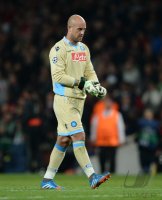 FUSSBALL  CHL  Saison 2013/2014: Torwart Pepe Reina (SSC Neapel)