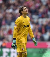 Fussball 1. Bundesliga Saison 14/15: Torwart Marwin Hitz (FC Augsburg)