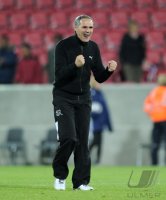 Fussball U21-EURO 2011 Halbfinale:  JUBEL nach dem Sieg Trainer Pierluigi Tami  (Schweiz)