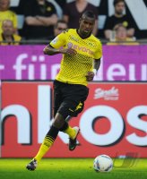 Fussball 1. Bundesliga, Saison 2011/2012: Dortmund, SANTANA am Ball