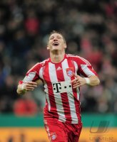 Fussball DFB Pokal 10/11 :  JUBEL Bastian Schweinsteiger (FC Bayern Muenchen)