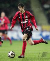 Fussball 1. Bundesliga: Leverkusen, BARNETTA Einzelaktion am Ball