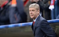 Fussball International CHL Saison 13/14: Trainer Arsene Wenger (Arsenal)