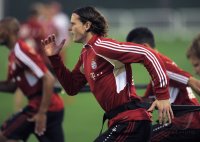 Fussball 1. Bundesliga 11/12: FC Bayern Muenchen Training in Doha