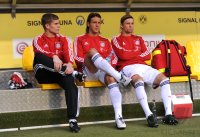 Fussball 1. Bundesliga : Thomas Kraft,  Martin Demichelis, Anatoliy Tymoshchuk (v. li., FC Bayern Muenchen)