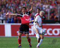 Zweikampf: 1. FC Nuernberg - SC Freiburg
