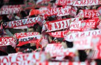 Fussball International:  Polen FANS mit Schal