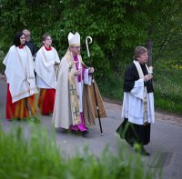 Maiandacht mit Lichterprozession mit Gnadenbild der Schmerzhaften Mutter vom Weggental