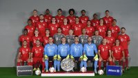 Fussball 1. Bundesliga 15/16: Fototermin beim FC Bayern Muenchen