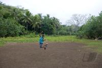 FUSSBALL: FEATURE BRANDRODUNG EINES FUSSBALLPLATZES