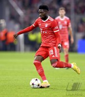 Fussball International CHL 22/23: Inter Mailand - FC Bayern Muenchen