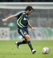 Fussball, Champions League: Madrid RAUL Einzelaktion