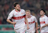 Fussball DFB Pokal 10/11 :   Matthieu Delpierre (VfB Stuttgart)