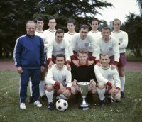 Fussball Europapokal der Pokalsieger 1966/1967:  Mannschaftbild Sieger FC Bayern Muenchen