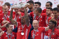 Fussball 1. Bundesliga Saison 15/16: Der FC Bayern feiert seine 26. Deutsche Meisterschaft