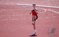 Leichtathletik: Hochspringen Lukas Gaertner (TV Rottenburg) trainiert im Rottenburger Hohenberstadion