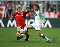 Fussball 1. BL Bayern-Bremen; Zweikampf