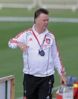 Fussball 1. Bundesliga 2010/2011 Trainingslager FC Bayern Muenchen : Trainer van Gaal