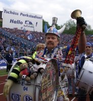 Fussball  1. Bundesliga  2000/2001: FC Schalke 04 - Spvgg Unterhaching