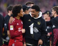 Fussball 1. Bundesliga Saison 21/22: JUBEL FC Bayern Muenchen feiert die 32. Meisterschaft