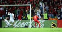 FUSSBALL EURO 2008: Portugal - Tuerkei  Tor zum 2-0
