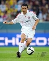 Fussball 1. Bundesliga, Bayern: VAN BOMMEL Einzelaktion