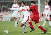 Fussball 1. Bundesliga: Stuttgart - Bayern, Zweikampf