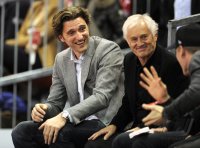 Basketball 1. Bundesliga 2011/2012:  Sportdirektor Marko Pesic mit Bernd Rauch (v. li., FC Bayern Muenchen)